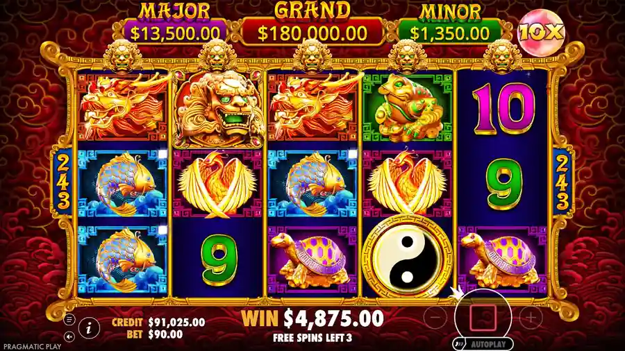 5 Lions Gold base game — reels featuring dragon, phoenix, and golden lion Wild symbol